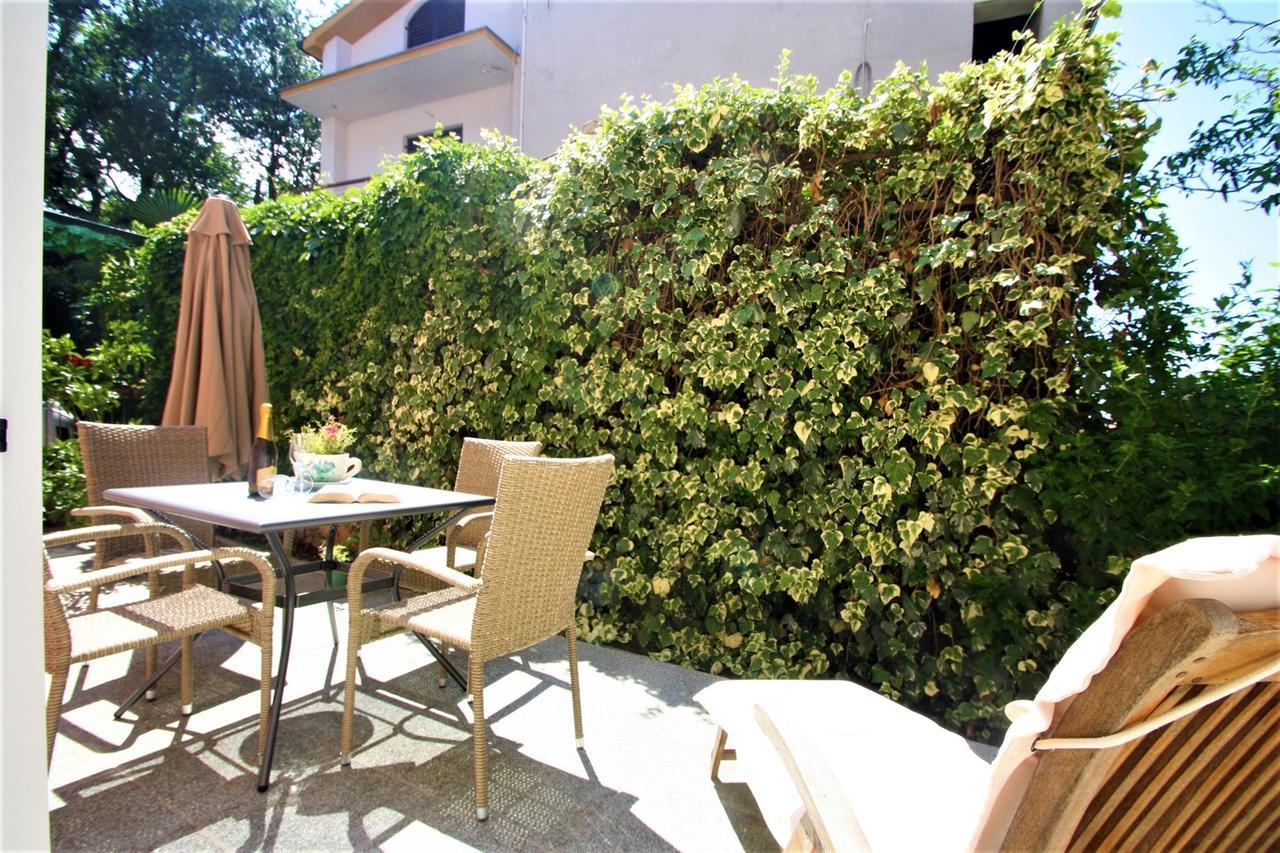 Apartment Amela Poreč Exterior foto